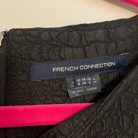 Cute short sleeve Black French Connection Dress!! - Picture 3 of 4
